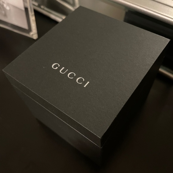 Gucci Bee Watch - Picture 4 of 6